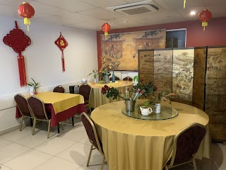 Red Lantern Chinese Restaurant