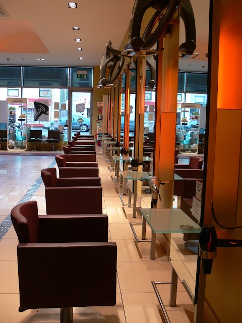 D'Arcy's D2 Hairdressing