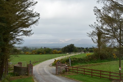 Inch View Lodge