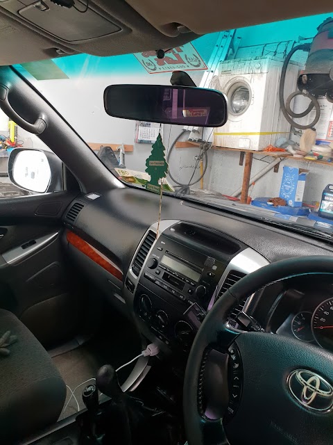 D.J. CAR WASH & VALETING