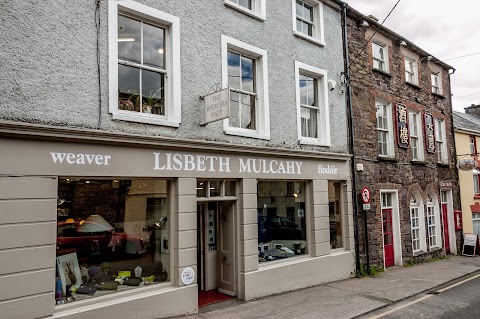 Lisbeth Mulcahy, The Weaver's Shop