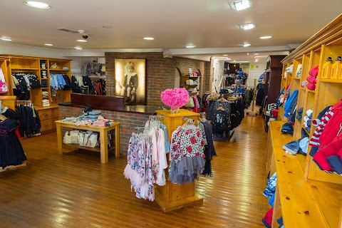 Lynes Of Killarney Childrens' Clothing & Schoolwear