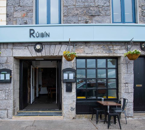 Rúibín Bar & Restaurant