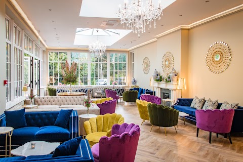 Cork's Vienna Woods Hotel and Holiday Homes