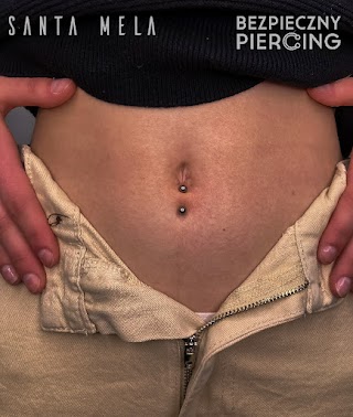 Santa Mela Piercing