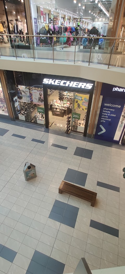 Skechers