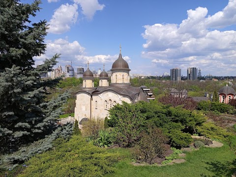 Михайлівський Звіринецький монастир