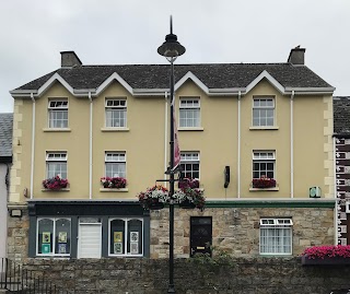 Paddy Mac's Holiday Bar