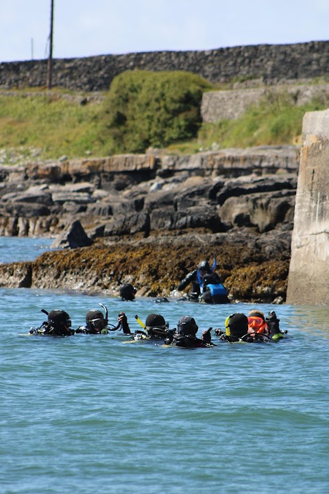 Dive Academy - Scuba Diving School