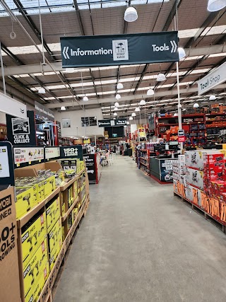 Bunnings Warehouse Porirua