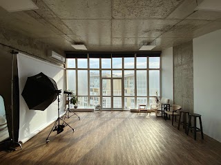 Фотостудія Level 14 Studio