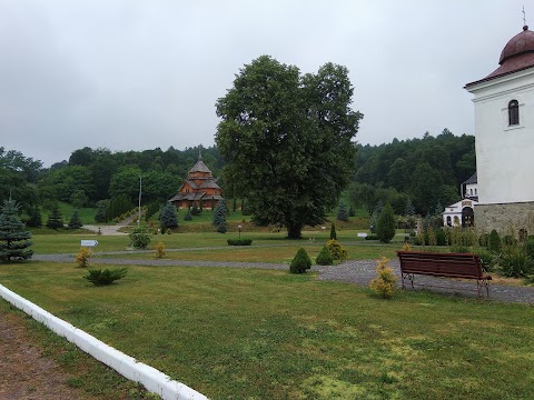 Церква Блаженних Священномучеників Климентія і Леонтія Святоуспенської Унівської Лаври