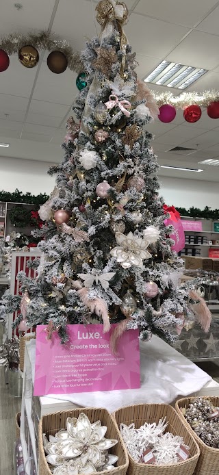 Myer Shellharbour