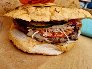 Balkan Burger