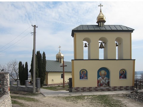 Дзвіниця церкви св. Миколая.