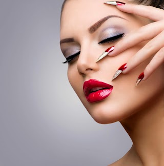 Prestige Look - Manicure - Pedicure - Fryzjer - Kosmetyka www.prestige-look.pl