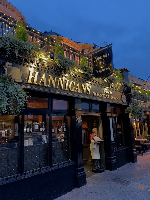 Hannigans Bar, Restaurant & Terrace