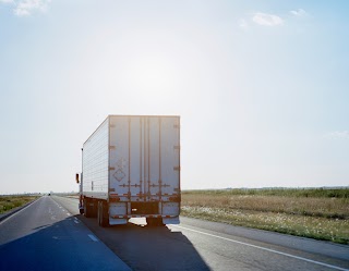 Przedsiębiorstwo spedycyjno-transportowe Kłos - Serwis i naprawa samochodów ciężarowych