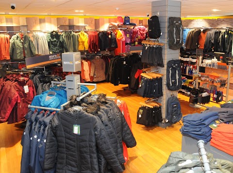 Burkes Outdoor Regatta Shop