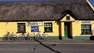 ryan's thatched bar