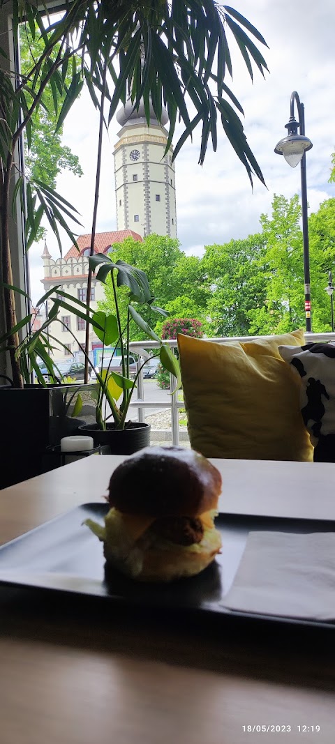 Małomiasteczkowy Burger