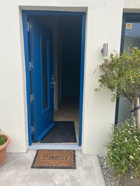 The Blue Door Apartment