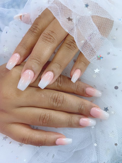 Happy Nails & Beauty Salon