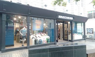 Skechers