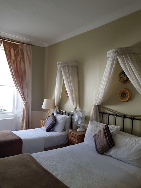 The Old Bank Bed and Breakfast Bruff ( Book direct and Save