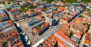 DORADCA RYNKU NIERUCHOMOŚCI JACEK KUBICKI