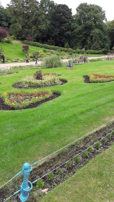 Peony Court | Chinese