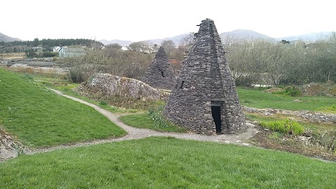 Charles De Gaulle Memorial