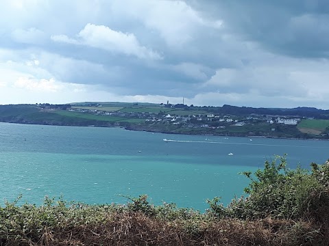 Tha White Bay car park(Carrchlós an Bhá Bháin)