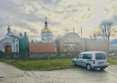 Свято-Михайлівський храм