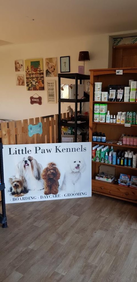 Little Paw Boarding Kennels and Daycare