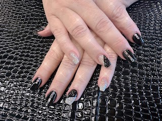Glamour Nails & Beauty Helensvale