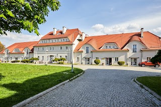 Międzynarodowe Centrum Konferencyjne „Krzyżowa”