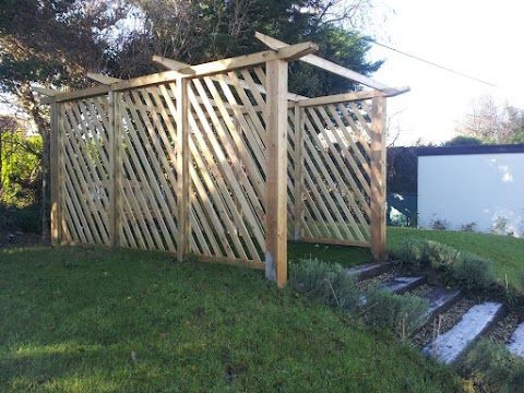 Pierce Fencing and Decking