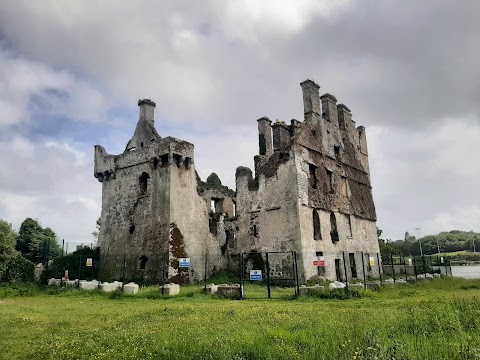 Menlo Castle