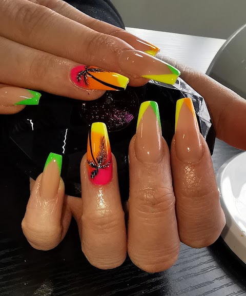 Nails by Kinga Gemser