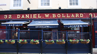 Daniel W Bollard, Wine & Spirit Merchant