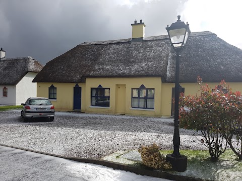 Old Killarney Cottages