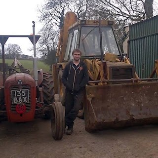 DAN CONNOLLY TRACTORS AND PLANT LTD