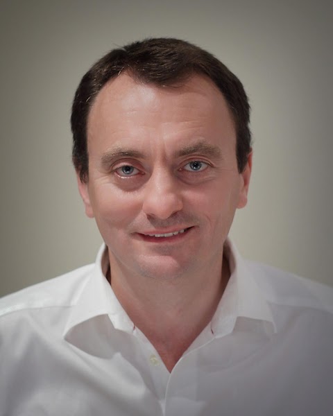 Dr Dermot Murnane, Oral Surgeon