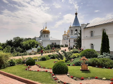 Різдва Богородиці Молченський печерський жіночий монастир УПЦ