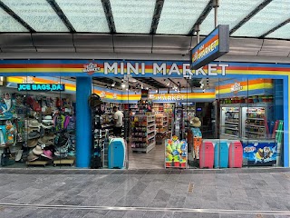 Mini Market Surfers