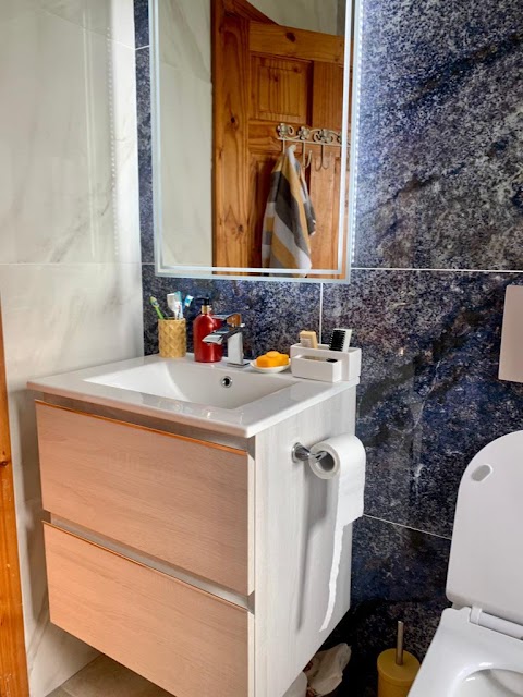 Walsh's Bathrooms and Tiles Direct