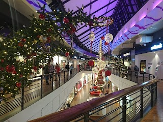 Auchan Łódź, Manufaktura