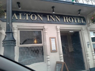 The Dalton Inn Hotel