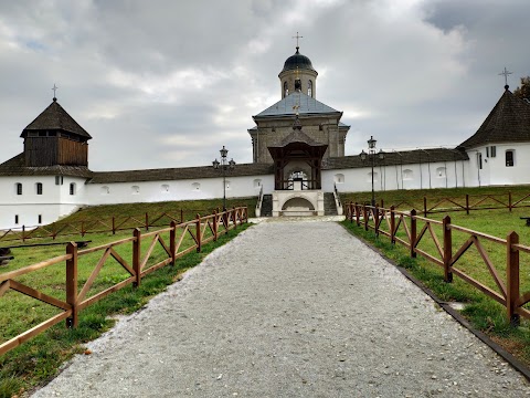 Храм Успіння Пресвятої Богородиці УГКЦ